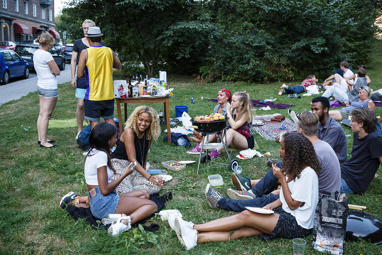 People barbecuing