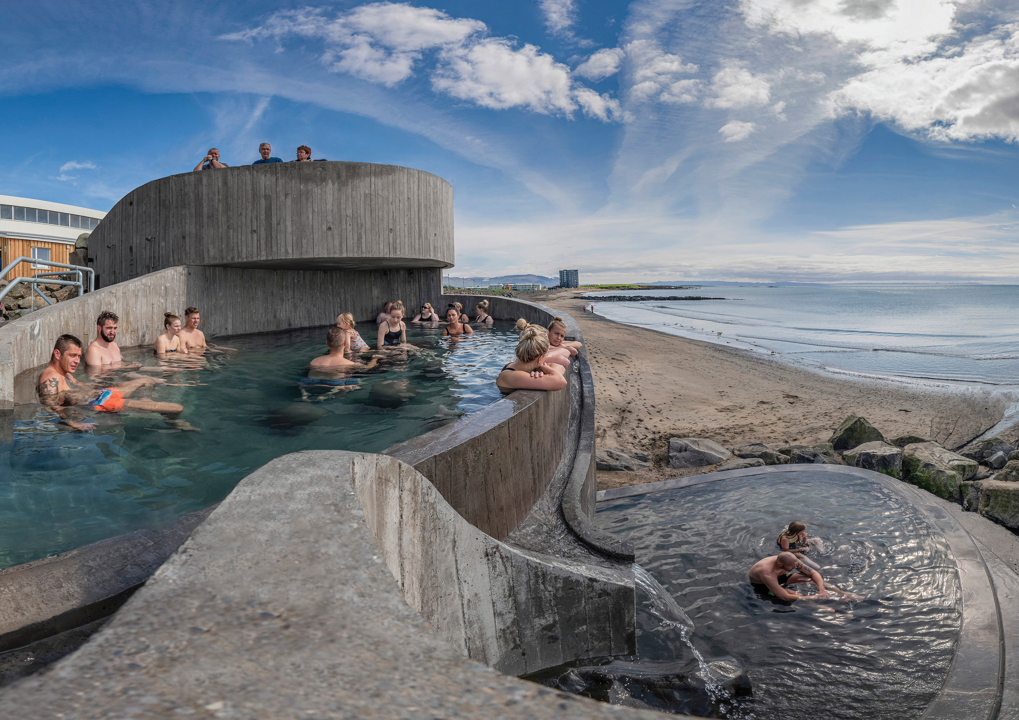 Figure 11 - Guðlaug Baths – Photo Basalt Architects1.jpg